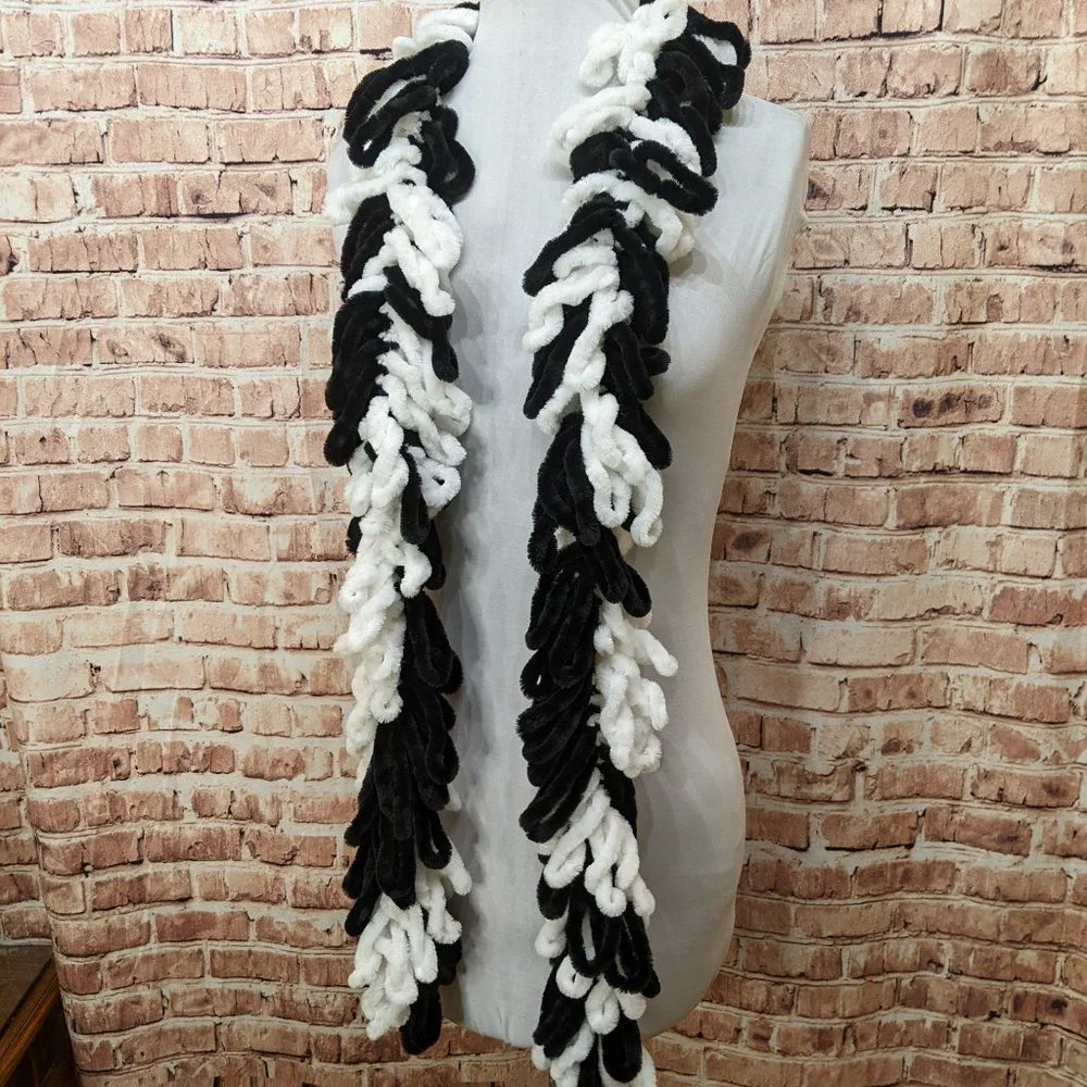 Black and White Scarf Boa 66 in Long